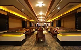 Hotel Green Palace